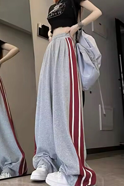 İlayda Toprak Belt Kırmızı Şeritli Bol Kalıp Gri Eşofman Altı