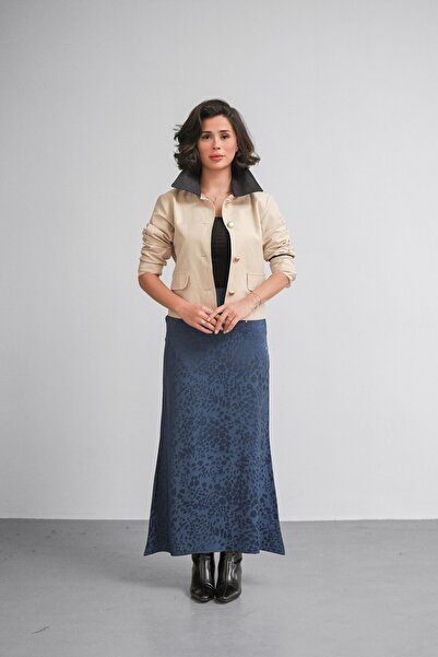 ZAWẼN تنورة نسائية من الجاكار والساتان من ZAWEN - خصر عالٍ، طول متوسط |   الم...