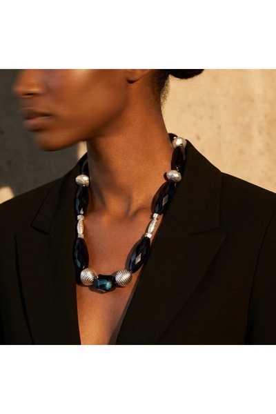 COCOSH TAKI Elegant design necklace with black and silver colored onyx natura...