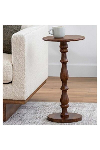 Generic A classic, elegant wooden side table