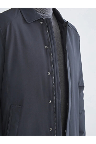 LC Waikiki معطف رجالي ذو ياقة قميص قياسي