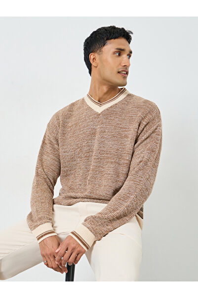 Styli Men Cream Knit Relaxed Fit Sweater