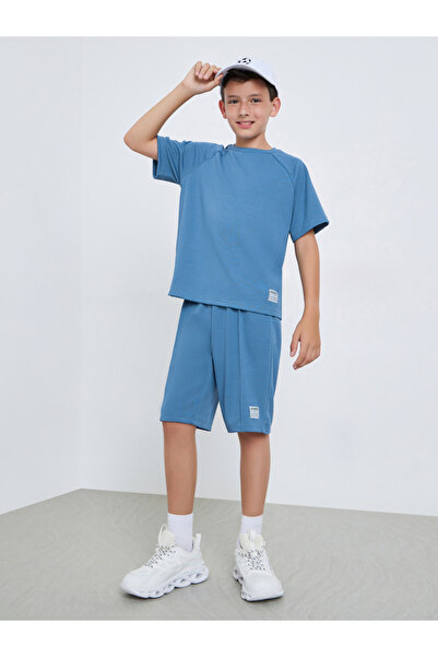 Styli Teens Textured Knit T-Shirt and Shorts Set