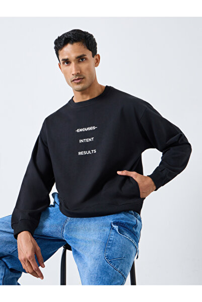 Styli Men Black Relaxed Fit Printed Fleece Sweatshirt