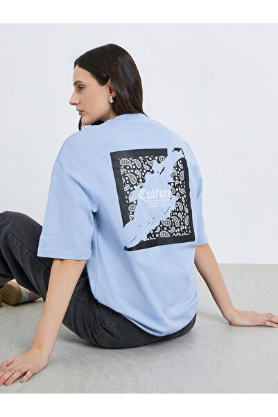 Styli Women Blue Graphic Print Oversized T-Shirt