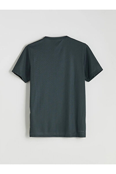 LC Waikiki طاقم الرقبة قصيرة الأكمام تي شيرت رياضي للرجال