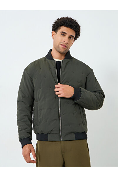 Styli Men Green Relaxed Quilted Bomber Jacket