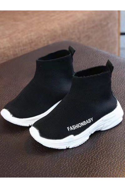 Take Two By Styli حذاء رياضي أسود سادة سهل الارتداء للبنات