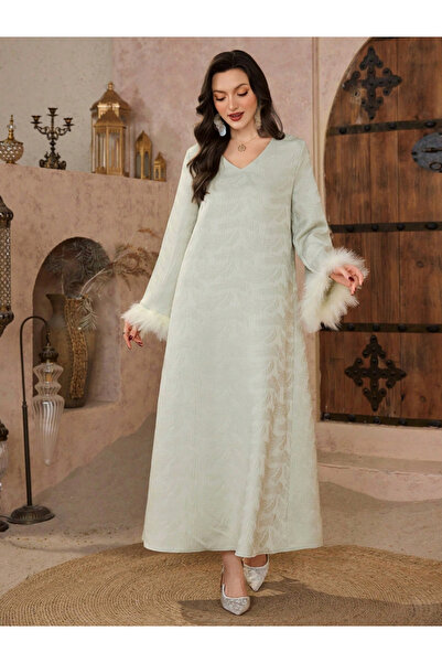 Take Two By Styli Women Faux Fur Cuff Jacquard Jalabiya