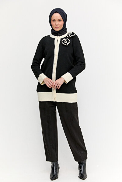 Setrms Çiçek Aplikeli Düğmeli Triko Hırka