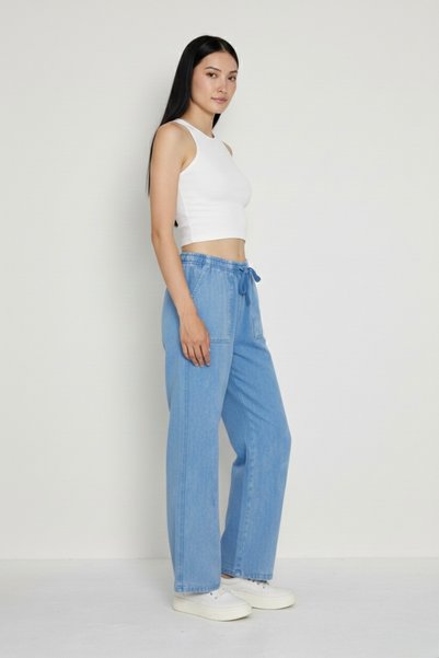 The Hench Women's Linen Trousers High Waist Wide Leg Natural Linen Fabric Summer Casual Model