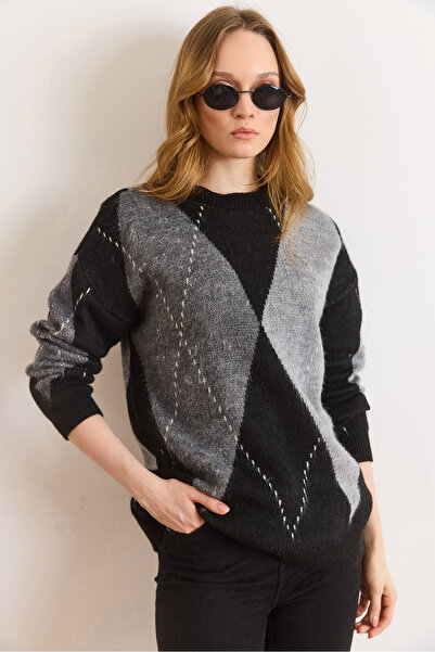 Olalook Women's Black Gray Diamond Pattern Thick Knit Sweater Kzk-19001131