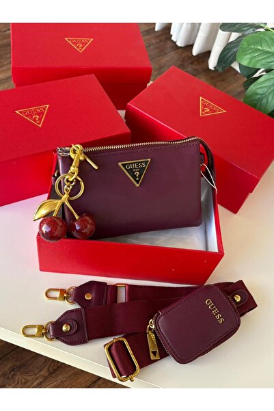 GGGG Bags with their accessories