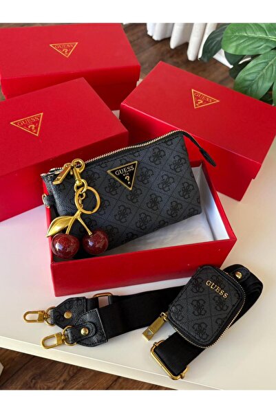 GGGG Bags with their accessories