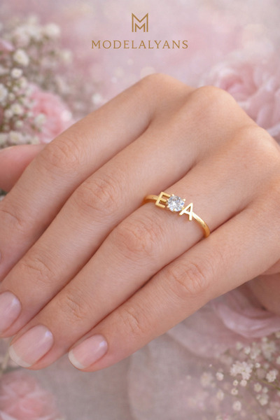 Store Kişiye Özel Tasarım Harf Yüzük Gümüş Gold Tektaş