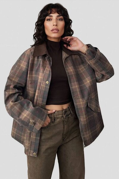 Trend Alaçatı Stili معطف نسائي كاكي بنمط مربعات مزدوج الجيب Alc-X15030