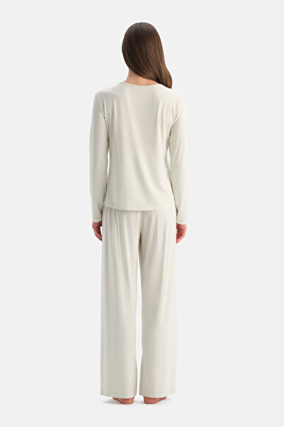 Dagi Water Green Lace Detailed Siro Viscose T-Shirt and Pants Set