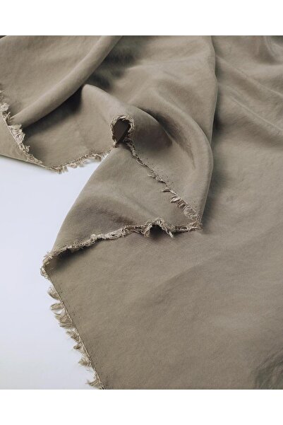 Kumaş Parça قماش ايروبين باللون البيج الداكن (العرض 135 سم × الطول 370 سم)