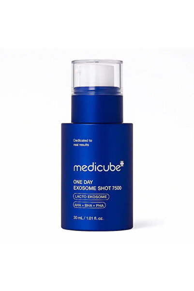 Medicube – Αναζωογονητικός ορός με μικροβελόνες και εξωσώματα 7500– 30 ml