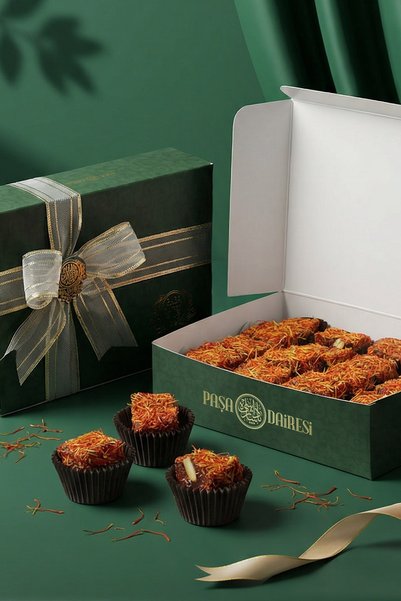 Paşa Dairesi Special Turkish Delight with Saffron and Pistachios in Gift Box 350 Gr