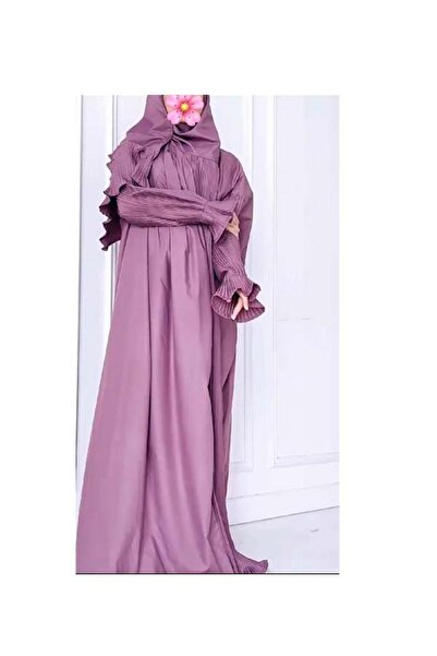 ASDM A very comfortable, soft, embroidered sheet set consisting of a piece an...