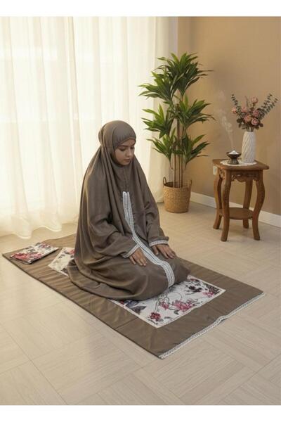 Fashion Details طقم صلاه نسائي ثلاثه قطع حشوه اسفنج