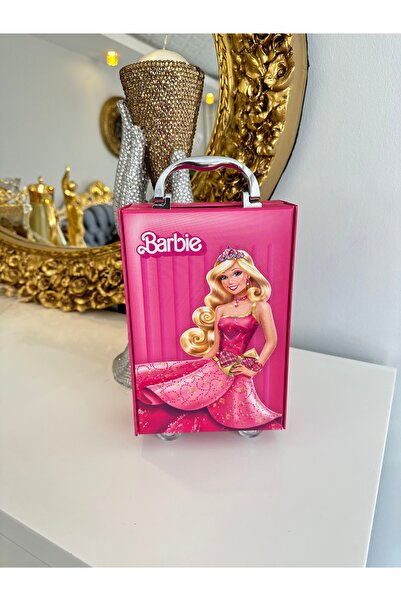 Store Barbi bavul iç çamaşır çorap seti kokuludur