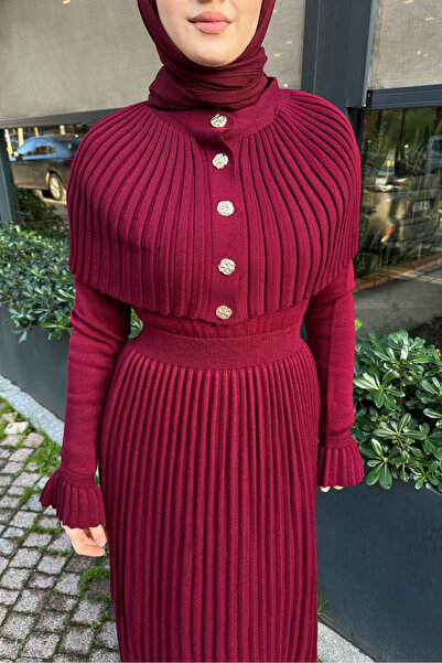 balmeda Two Piece Knitwear Dress with Cape