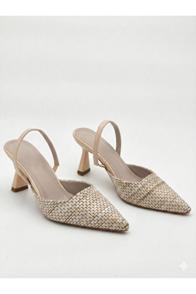 Shoesers Women's Special Design Pointed Toe Straw Coated Daily Heeled Shoes