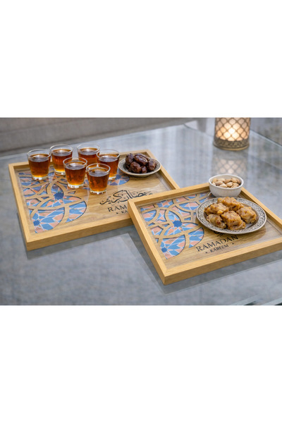 LUXURIOUS TRAY Elegant wooden tray set with a glass base – a taste that will ...