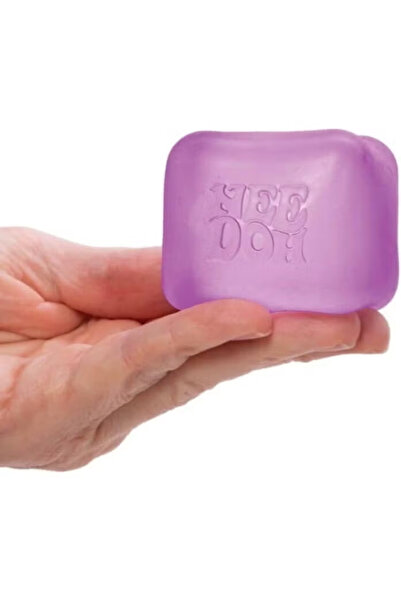 Schylling مكعب نيدو نايس - لعبة ضغط حسية مع ضغط قوي للغاية - مكعب 2.25 بوصة