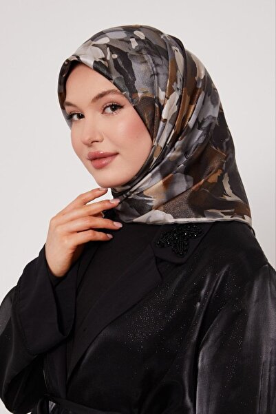 Levidor Batik Shadow Flower Pattern Sparkling Crystal Scarf