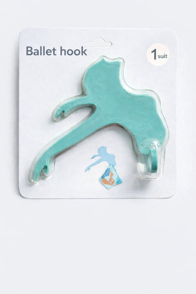 ARVALE Balerin Figürlü Duvar Askısı – Dekoratif Askı