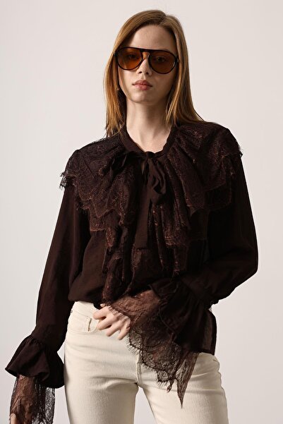 bayansepeti New Season Women's Lace Detailed Buttoned French Shirt 34512