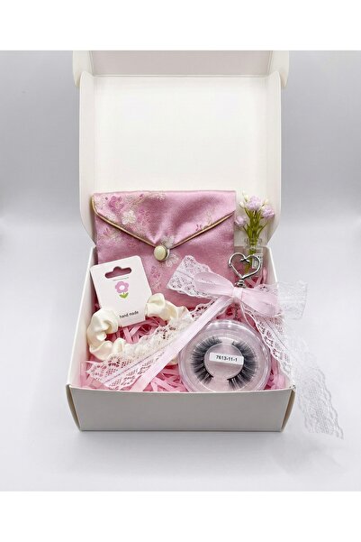 coquette butik Coquette Hediye Kutusu Seti - Dantel Fiyonk Anahtarlık, Saten ...