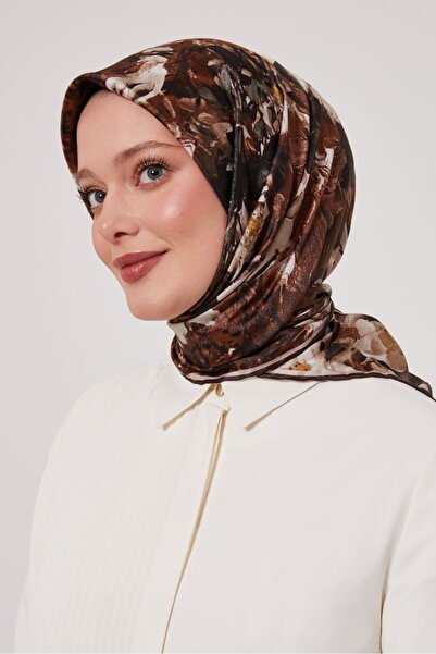 Levidor Batik Floral Pattern Sparkling Crystal Scarf