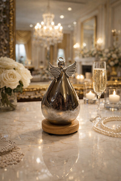 seymenbıçakçılık Cam Melek Figürlü LED Dekoratif Masa Lambası – Ahşap Tabanlı...