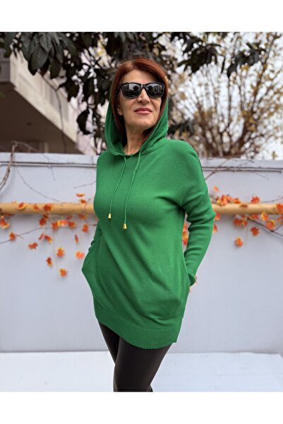 DenizEge Davella cu glugă Tricotaj verde închis