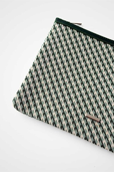 Yuka Atelier Patterned Minimal Tablet and Computer Case
