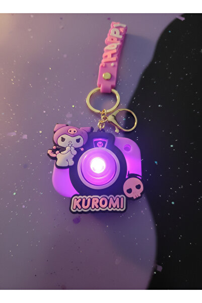 MYNAURA Kuromi Temalı Işıklı Fotoğraf Makinesi Anahtarlık – 8 Karakterli Proj...