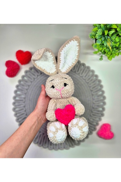 OEM Handmade Crochet Bunny with Heart, Valentine’s Day Plush Toy, Romantic Gift