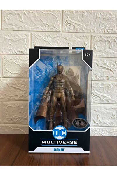 Choice مجموعة ألعاب ماكفارلين الأصلية، مقاس 18 سم، تتضمن بدلة باتمان المدرعة/...