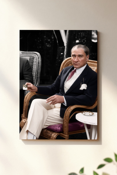 Dekopix 4K Ultra Yüksek Kalite Kahve İçen Mustafa Kemal Atatürk - Kanvas Tablo