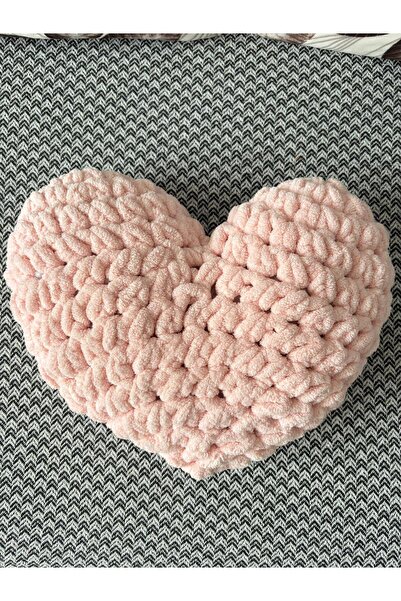 Buse El Örmesi Kalpli Yastık 30x30