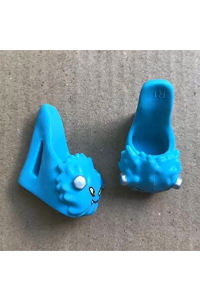 Miniso رقم ٢١: مجموعة نادرة من أحذية الدمى الوحشية، صنادل، أحذية طويلة، قطع غ...