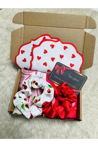 tarzınısec Valentine's Day Special Love Scarf Buckle Bandana Gift Set