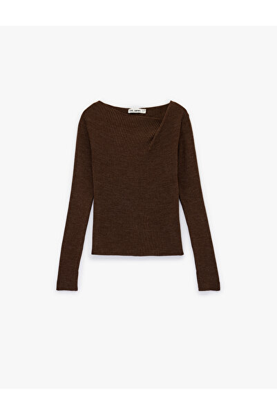 Koton εφαρμοστό Πλεκτό πουλόβερ με μακρύ μανίκι και ασύμμετρο λαιμό