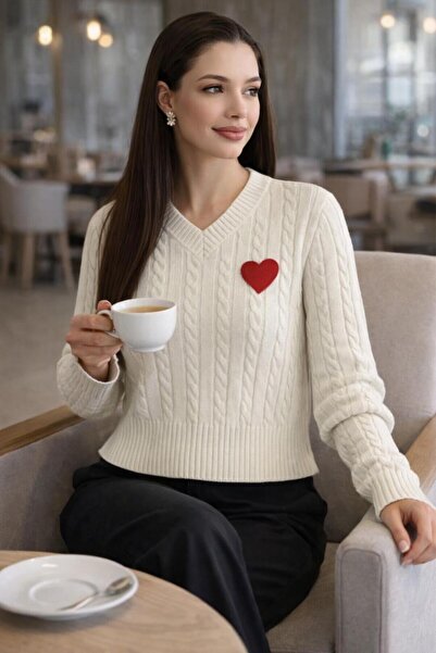 DAMGA Collection Women's V-Neck Knitwear Sweater