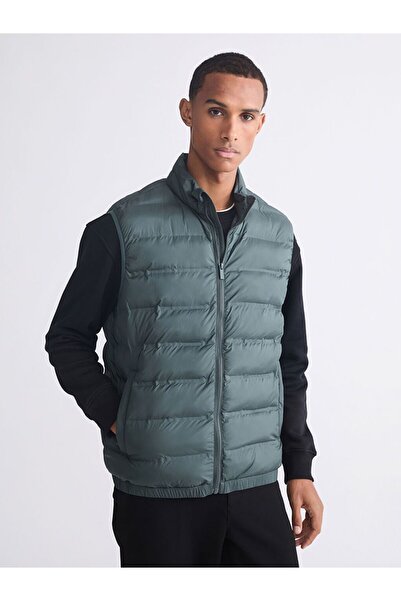 LC Waikiki LCW Vision Standard Fit Stand Collar Men's Inflatable Vest