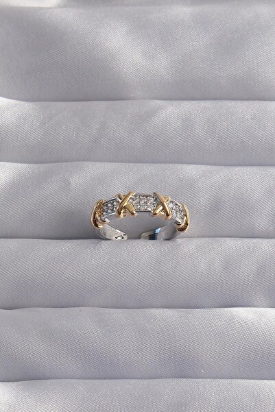 Inure Jewelry Xoxo Model Ring with Brass Adjustment Silver Color Zircon Stone
